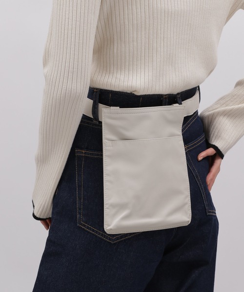LAKOLE（ラコレ）の「ポケット付きデザインベルト / 979335（ベルト