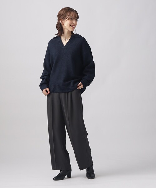 SHOO・LA・RUE（シューラルー）の「◆すっきり見え 衿付き ふわふわ ゆったりニット（ニット/セーター・レディース・オフホワイト/ネイビー/ベージュ・00）」の10枚目の写真