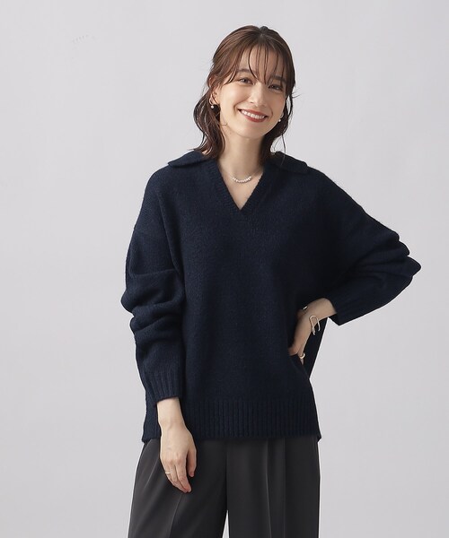 SHOO・LA・RUE（シューラルー）の「◆すっきり見え 衿付き ふわふわ ゆったりニット（ニット/セーター・レディース・オフホワイト/ネイビー/ベージュ・00）」の11枚目の写真