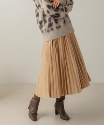 プリーツスカート