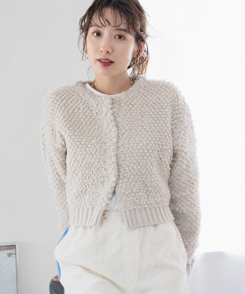 LEPSIM（レプシィム）の「5ゲージループショートカーディガン　990513（カーディガン/ボレロ・レディース・ライトグレー/アイボリー/ブラック・FREE）」の4枚目の写真