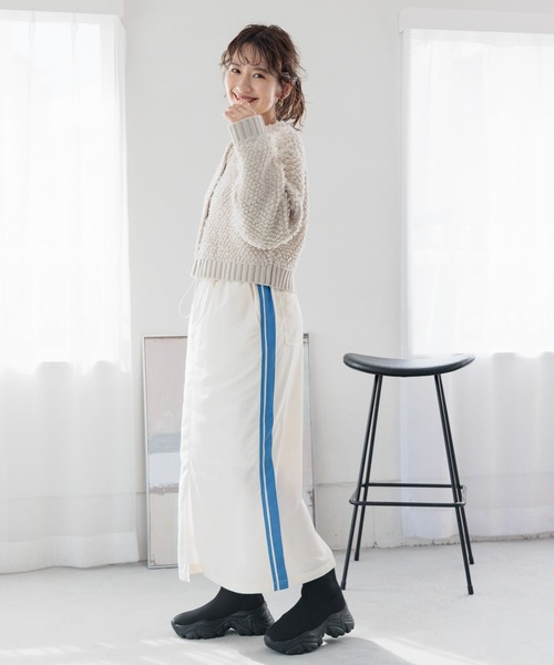 LEPSIM（レプシィム）の「5ゲージループショートカーディガン　990513（カーディガン/ボレロ・レディース・ライトグレー/アイボリー/ブラック・FREE）」の9枚目の写真