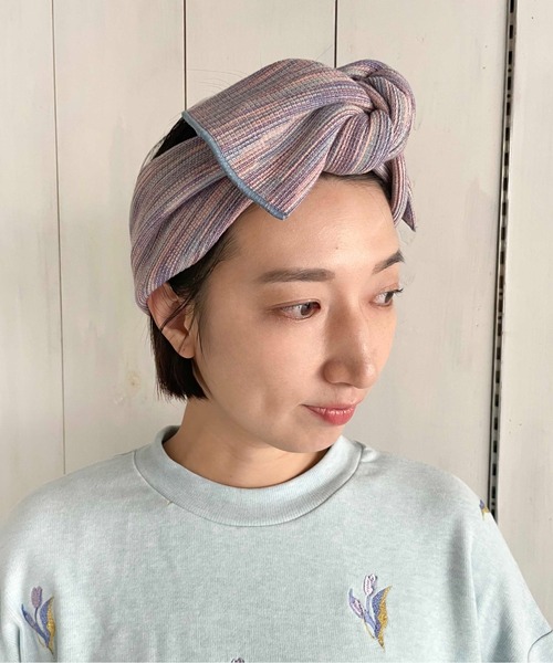 Casselini(キャセリーニ)の「Casselini(キャセリーニ)ビッグリボンメロウヘアバンド(ヘアバンド・レディース・レッド/パープル・FREE)」の14枚目の写真