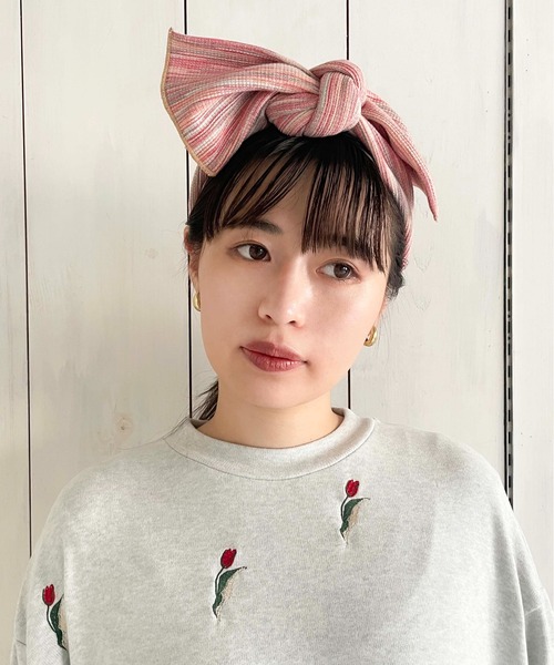 Casselini(キャセリーニ)の「Casselini(キャセリーニ)ビッグリボンメロウヘアバンド(ヘアバンド・レディース・レッド/パープル・FREE)」の16枚目の写真