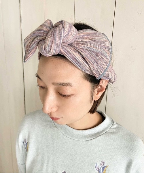 Casselini(キャセリーニ)の「Casselini(キャセリーニ)ビッグリボンメロウヘアバンド(ヘアバンド・レディース・レッド/パープル・FREE)」の15枚目の写真