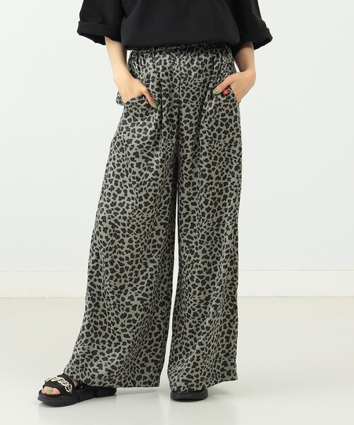 mmts（マミタス）の「mmts / ベンガルパンツ（その他パンツ・レディース・ベージュ/オリーブ・MEDIUM/SMALL）」の2枚目の写真