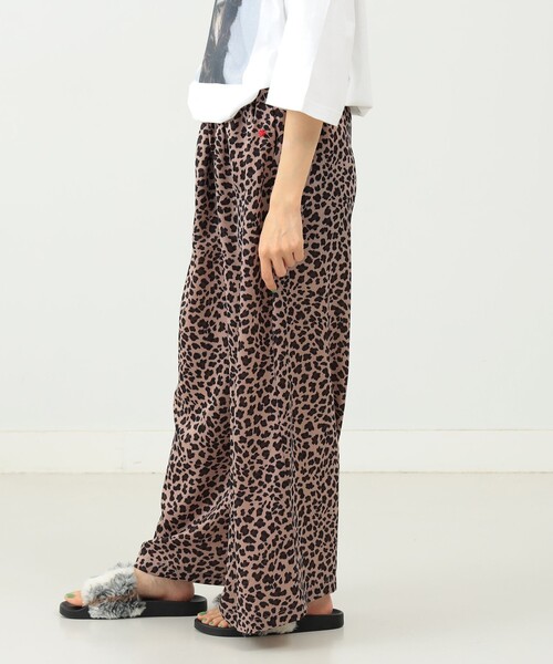 mmts（マミタス）の「mmts / ベンガルパンツ（その他パンツ・レディース・ベージュ/オリーブ・MEDIUM/SMALL）」の7枚目の写真