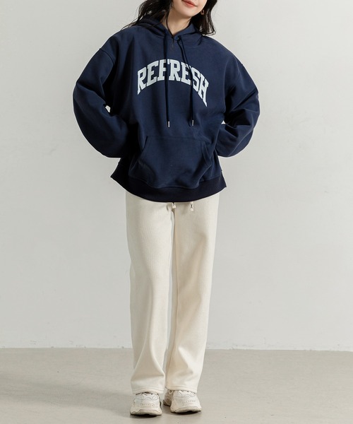 DAY CLOSET(デイ クローゼット)の「レディース 長袖ルーズシルエット英字フードロゴスウェット(スウェット・レディース・レッド/ネイビー/杢グレー・FREE)」の17枚目の写真