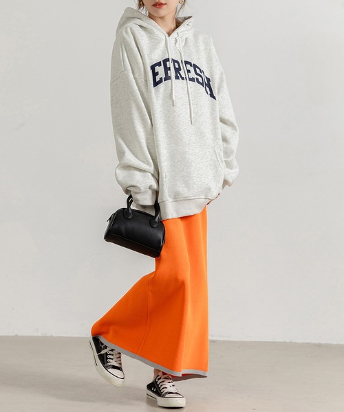 DAY CLOSET(デイ クローゼット)の「レディース 長袖ルーズシルエット英字フードロゴスウェット(スウェット・レディース・レッド/ネイビー/杢グレー・FREE)」の10枚目の写真