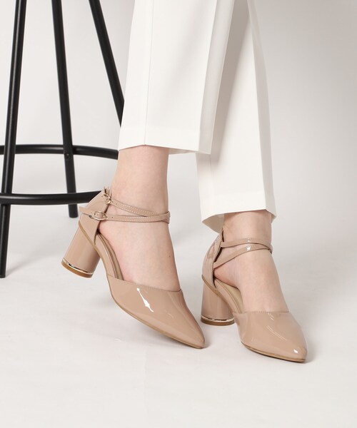 ESPERANZA(エスペランサ)の「ゴールドライン円柱ヒールダブルストラップパンプス 結婚式二次会 パーティー 24SS(パンプス・レディース・ピンクベージュ/こしょう色系2/ブラック系1・LL/L/S/M)」の1枚目の写真