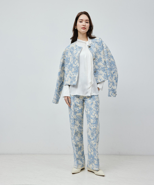 ROPE'（ロペ）の「【DEVEAUX】ジャカードショートブルゾン（ブルゾン・レディース・ブルー系その他4・FREE）」の2枚目の写真