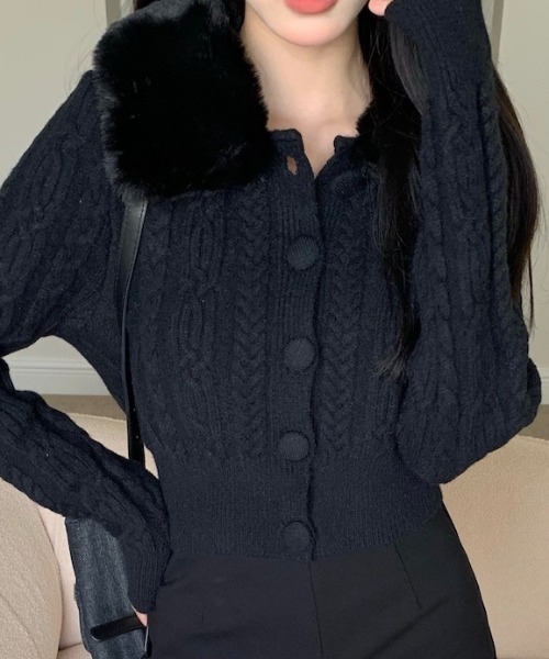 Vipoa(ヴィポア)の「fur collar retro cable knit cardigan(カーディガン/ボレロ・レディース・アイボリー/ブラック/ベージュ・FREE)」の13枚目の写真