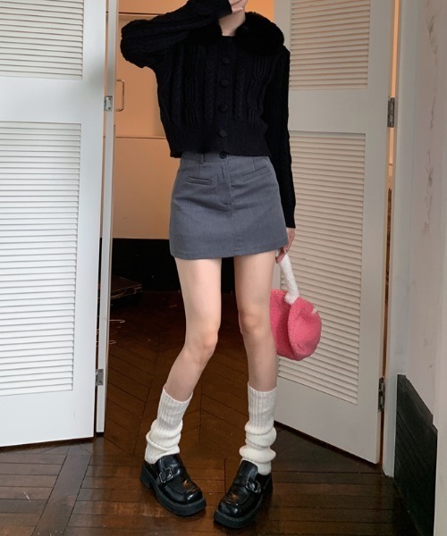 Vipoa(ヴィポア)の「fur collar retro cable knit cardigan(カーディガン/ボレロ・レディース・アイボリー/ブラック/ベージュ・FREE)」の12枚目の写真
