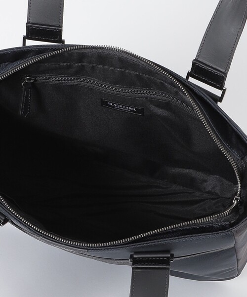 BLACK LABEL CRESTBRIDGE(ブラックレーベル・クレストブリッジ)の「コーデュラバリスティックスリムトート(トートバッグ・メンズ・ブラック/ネイビー・FREE)」の8枚目の写真