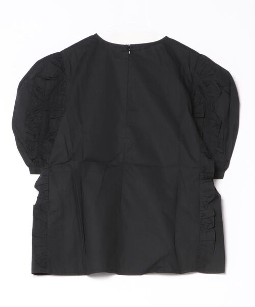 O.S.K（オーエスケー）の「[O.S.K] ショルダーフリルブラウス（シャツ/ブラウス・レディース・ホワイト/ブラック・FREE）」の3枚目の写真