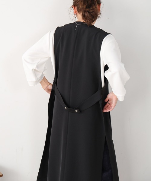 BACKベルトボタン付きシンプルジレ WEB限定】BACKベルトボタン付きシンプルジレ