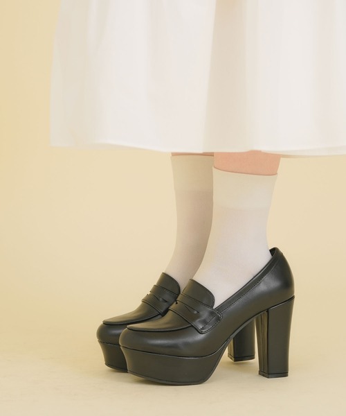 Newlyme（ニューリーミー）の「10.5cmヒール美脚ローファーパンプス（パンプス・レディース・ブラウン/ブラック/オフホワイト・23cm/22.5cm/22cm/25.5cm/25cm/24.5cm/24cm/23.5cm/26cm）」の14枚目の写真