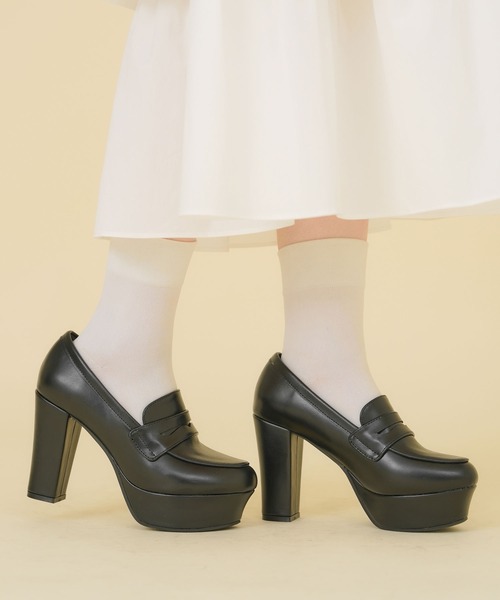 Newlyme（ニューリーミー）の「10.5cmヒール美脚ローファーパンプス（パンプス・レディース・ブラウン/ブラック/オフホワイト・23cm/22.5cm/22cm/25.5cm/25cm/24.5cm/24cm/23.5cm/26cm）」の15枚目の写真
