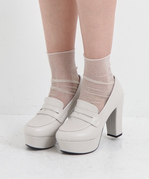 Newlyme（ニューリーミー）の「10.5cmヒール美脚ローファーパンプス（パンプス・レディース・ブラウン/ブラック/オフホワイト・23cm/22.5cm/22cm/25.5cm/25cm/24.5cm/24cm/23.5cm/26cm）」の21枚目の写真