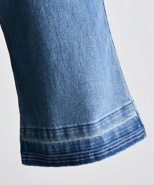 moimoln（モイモルン）の「ダーリン9分丈デニムパンツ（デニムパンツ・キッズ・インディゴブルー・100cm/110cm/120cm/130cm）」の2枚目の写真