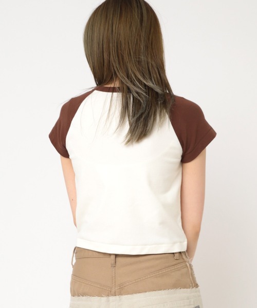RNA(アールエヌエー)の「M2236 3匹の熊ちびラグランT(Tシャツ/カットソー・レディース・マスタード/ホワイト/ホワイト×ネイビー・MEDIUM)」の19枚目の写真