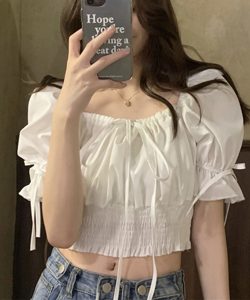 GLAMOROUS JANE(グラマラスジェーン)の「パフスリーブウエストシャーリングショート丈トップス(Tシャツ/カットソー・レディース・ホワイト・FREE)」の10枚目の写真