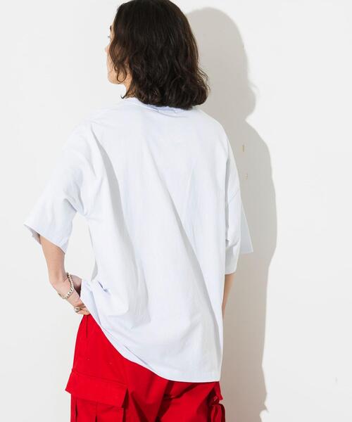 WEGO(ウィゴー)の「WEGO/アクセ付きグラフィックT(Tシャツ/カットソー・メンズ・グリーン/ホワイト/ブラック/ブラック系その他/ホワイト系その他・MEDIUM/LARGE)」の15枚目の写真