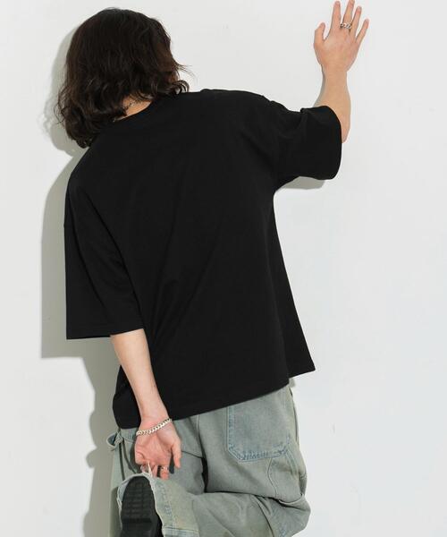 WEGO(ウィゴー)の「WEGO/アクセ付きグラフィックT(Tシャツ/カットソー・メンズ・グリーン/ホワイト/ブラック/ブラック系その他/ホワイト系その他・MEDIUM/LARGE)」の20枚目の写真