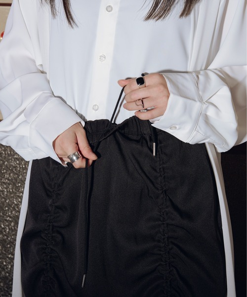 Ellno Loset（エルノロゼット）の「2wayドロストギャザーロングスカート（スカート・メンズ・ブラック・MEDIUM/SMALL/LARGE）」の19枚目の写真