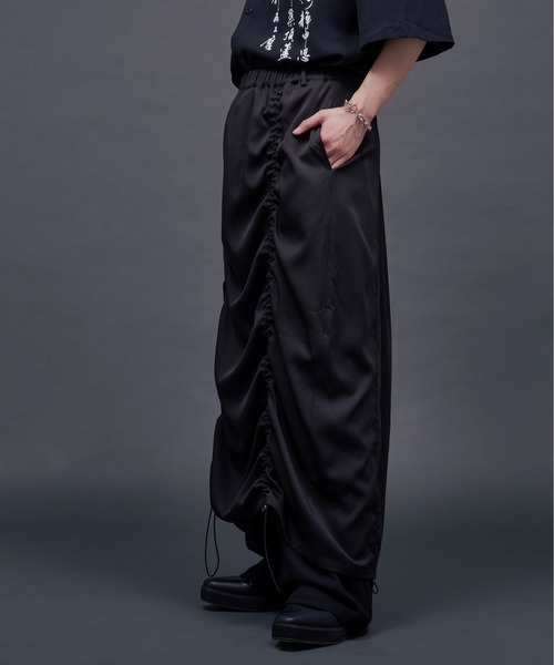 Ellno Loset（エルノロゼット）の「2wayドロストギャザーロングスカート（スカート・メンズ・ブラック・MEDIUM/SMALL/LARGE）」の22枚目の写真