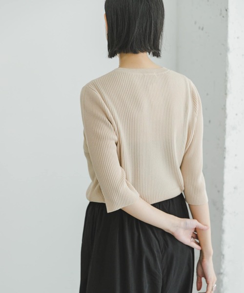 人気商品の中古品・新品・未使用品 セール】クルーネックリブニット（ニット/セーター）｜ITEMS トップス