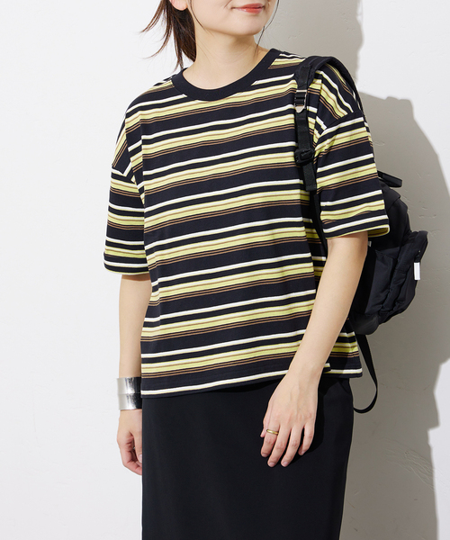 JOURNAL STANDARD（ジャーナルスタンダード）の「《追加2》汗ジミ防止天竺ロールアップT（Tシャツ/カットソー・レディース・ホワイト/ブラック/グレー/イエロー/グリーン・FREE）」の5枚目の写真