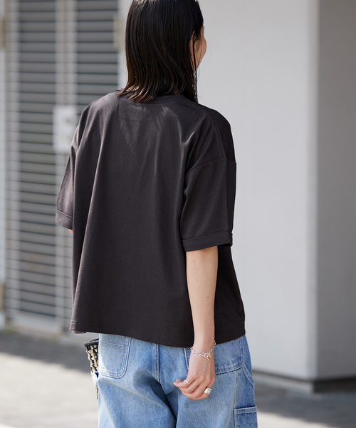 JOURNAL STANDARD（ジャーナルスタンダード）の「《追加2》汗ジミ防止天竺ロールアップT（Tシャツ/カットソー・レディース・ホワイト/ブラック/グレー/イエロー/グリーン・FREE）」の20枚目の写真