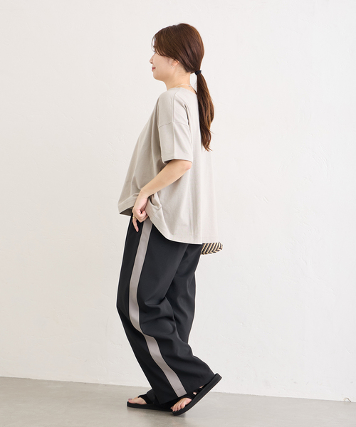 JOURNAL STANDARD（ジャーナルスタンダード）の「《追加2》汗ジミ防止天竺ロールアップT（Tシャツ/カットソー・レディース・ホワイト/ブラック/グレー/イエロー/グリーン・FREE）」の18枚目の写真