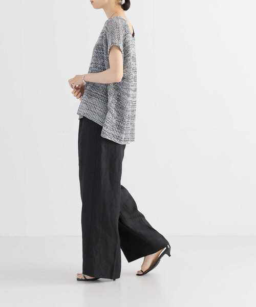 URBAN RESEARCH(アーバンリサーチ)の「リネンワイドスラックス(スラックス・レディース・ブルー/ブラック・40/38/36)」の2枚目の写真