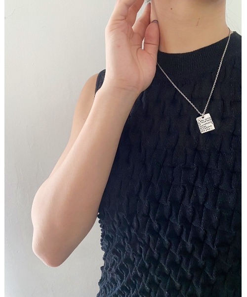 Torrazzo Donna（トラッゾドンナ）の「コンパクトサマーニットトップス（タンクトップ・レディース・ホワイト/ブラック/ブラウン・FREE）」の4枚目の写真