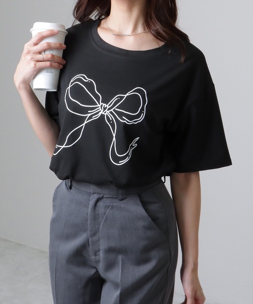 Lace Ladies（レースレディース）の「ソリッドカラー 半袖 リボン プリント Tシャツ（Tシャツ/カットソー・レディース・ブラック/ホワイト・S/M/XL）」の2枚目の写真
