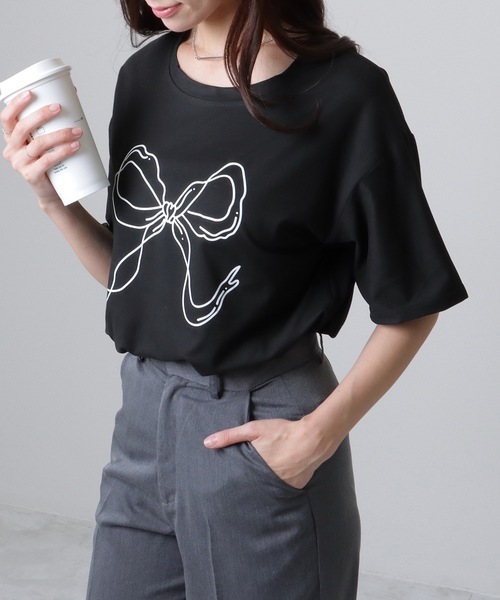 Lace Ladies（レースレディース）の「ソリッドカラー 半袖 リボン プリント Tシャツ（Tシャツ/カットソー・レディース・ブラック/ホワイト・S/M/XL）」の3枚目の写真