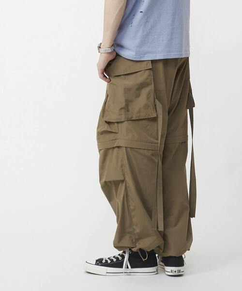 CONVERSE TOKYO(コンバーストウキョウ)の「2WAY DETACHABLE MILITARY WIDE CARGO PANTS(カーゴパンツ・レディース・オリーブ/ブラック/ベージュ/ネイビー/カーキ・SMALL/MEDIUM)」の4枚目の写真