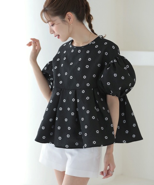 ★新品未使用★タグ付きBibiy.フラワー刺繍 ブラック フレアトップス フラワー刺繍ブラウス【セットアップ有り】 | AND ON JIONE