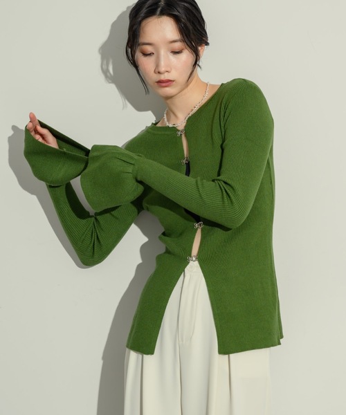 NEUNA(ヌナ)の「フロントホックトップス(カーディガン/ボレロ・レディース・グリーン/アイボリー/グレー/ベージュ/ブラック・FREE)」の5枚目の写真