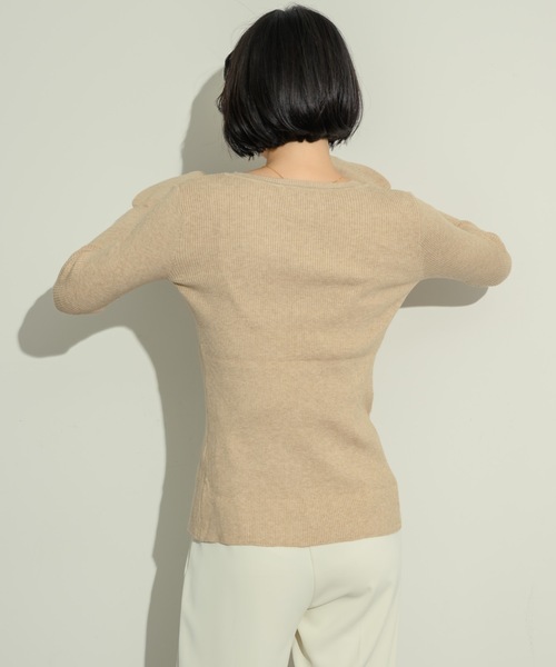 NEUNA(ヌナ)の「フロントホックトップス(カーディガン/ボレロ・レディース・グリーン/アイボリー/グレー/ベージュ/ブラック・FREE)」の10枚目の写真