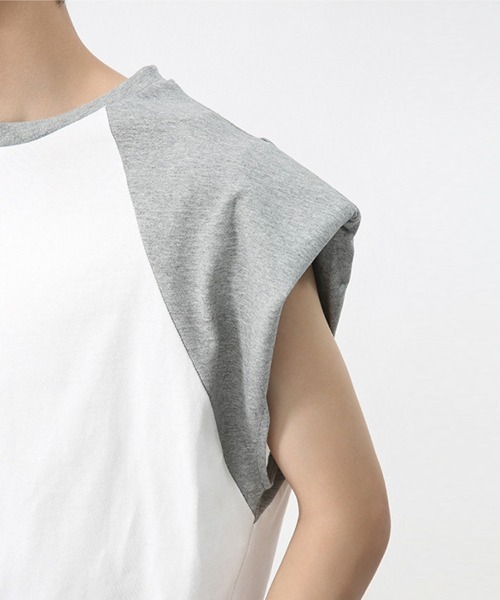 オーバーサイズ ショルダーパッドラグランノースリーブTシャツ ベスト（Tシャツ/カットソー）｜Ressaca（レサーカ）