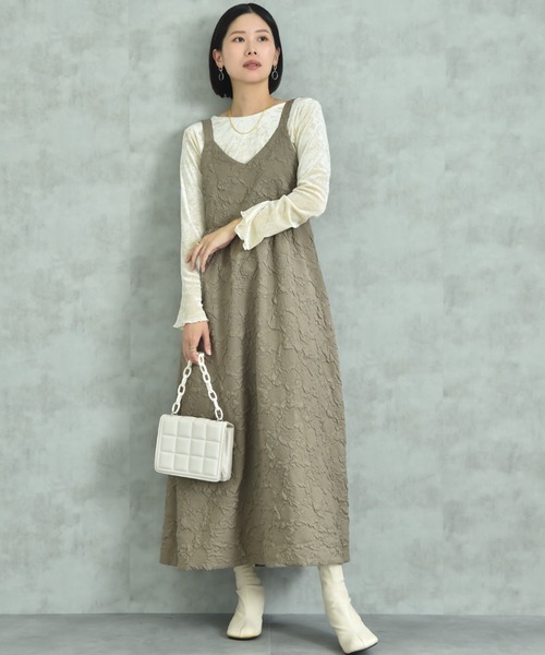 actuel（アクチュエル）の「【ａｃｔｕｅｌ】メッシュベロアボートネック長袖シャツ（Tシャツ/カットソー・レディース・チャコールグレー/アイボリー・FREE）」の19枚目の写真