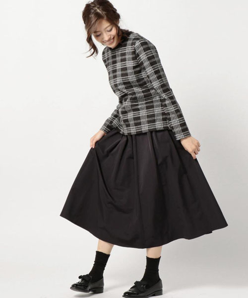 ROSE BUD(ローズバッド)の「LSK-15219 W/KNIT GATHERED SKIRT(スカート・レディース・オリーブ/ネイビー・ONE SIZE)」の8枚目の写真