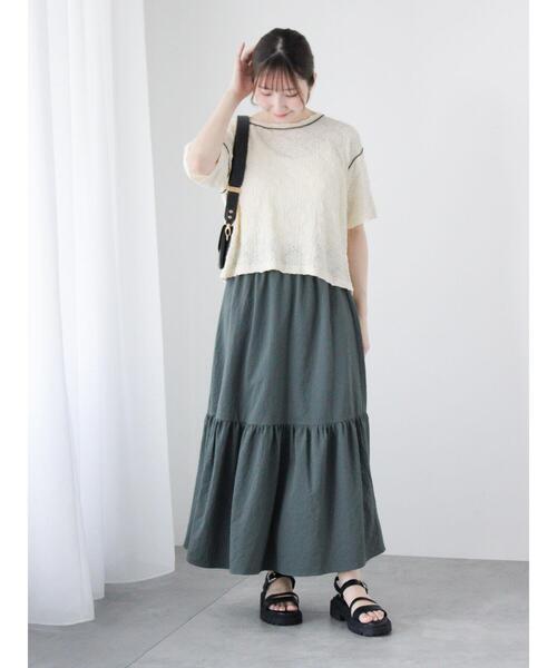 Te chichi TERRASSE(テチチテラス)の「花柄シャーリング配色メロートップス(Tシャツ/カットソー・レディース・イエロー/オフホワイト/ブラック・F)」の17枚目の写真