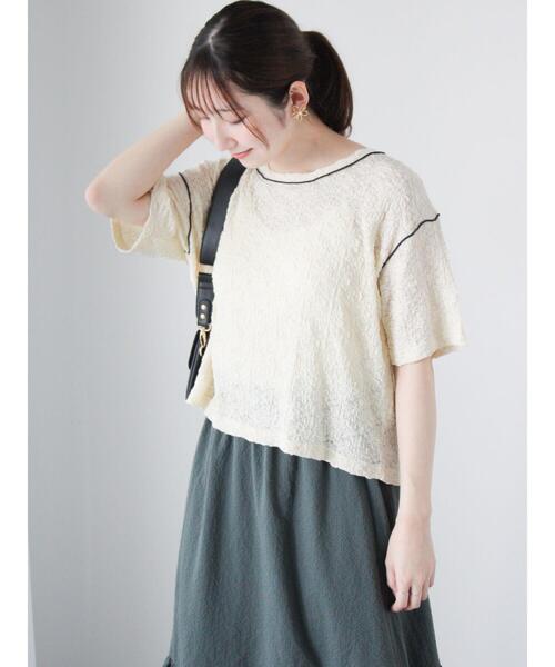Te chichi TERRASSE(テチチテラス)の「花柄シャーリング配色メロートップス(Tシャツ/カットソー・レディース・イエロー/オフホワイト/ブラック・F)」の15枚目の写真