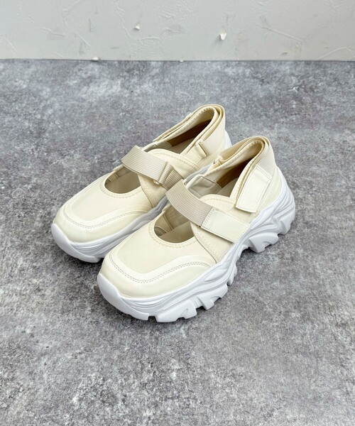 fredy emue（フレディエミュ）の「スニーカーソールメリージェーン（スニーカー・レディース・キナリ/ブラック・S/M/L）」の19枚目の写真