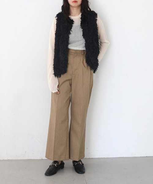 HER CLOSET(ハークローゼット)の「【vingtrois】フェザーフリンジベスト(ベスト・レディース・アイボリー/ブラック・M)」の18枚目の写真