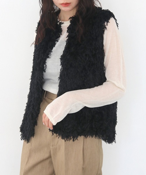 HER CLOSET(ハークローゼット)の「【vingtrois】フェザーフリンジベスト(ベスト・レディース・アイボリー/ブラック・M)」の12枚目の写真